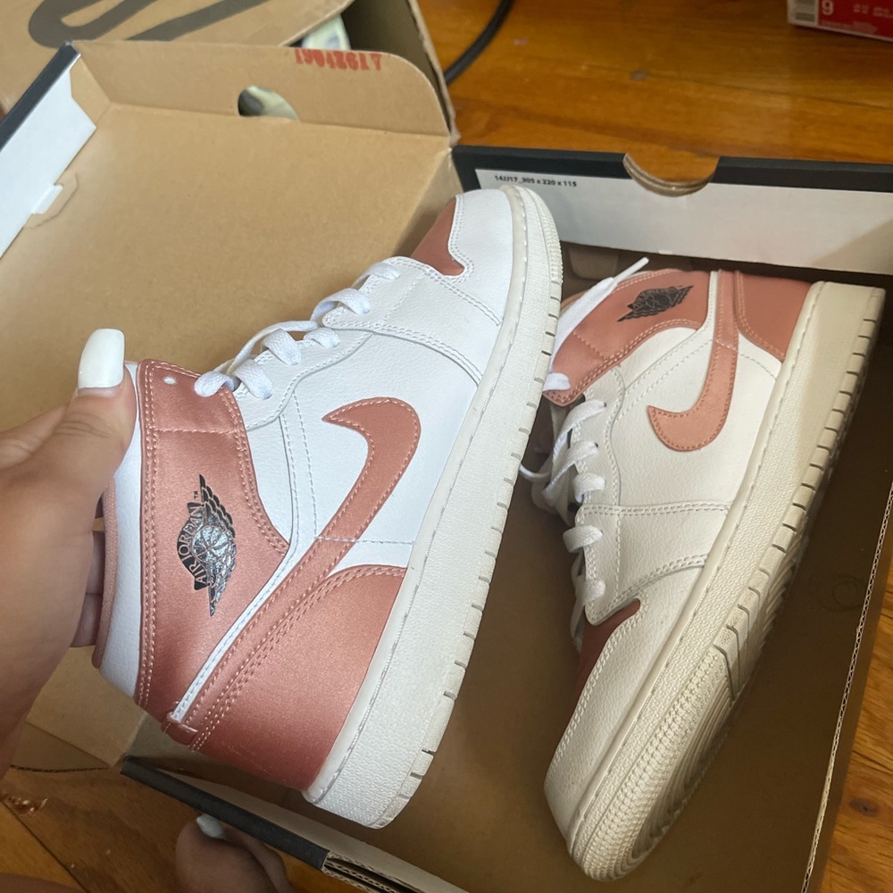 Air Jordan 1’s Mid Rose Gold